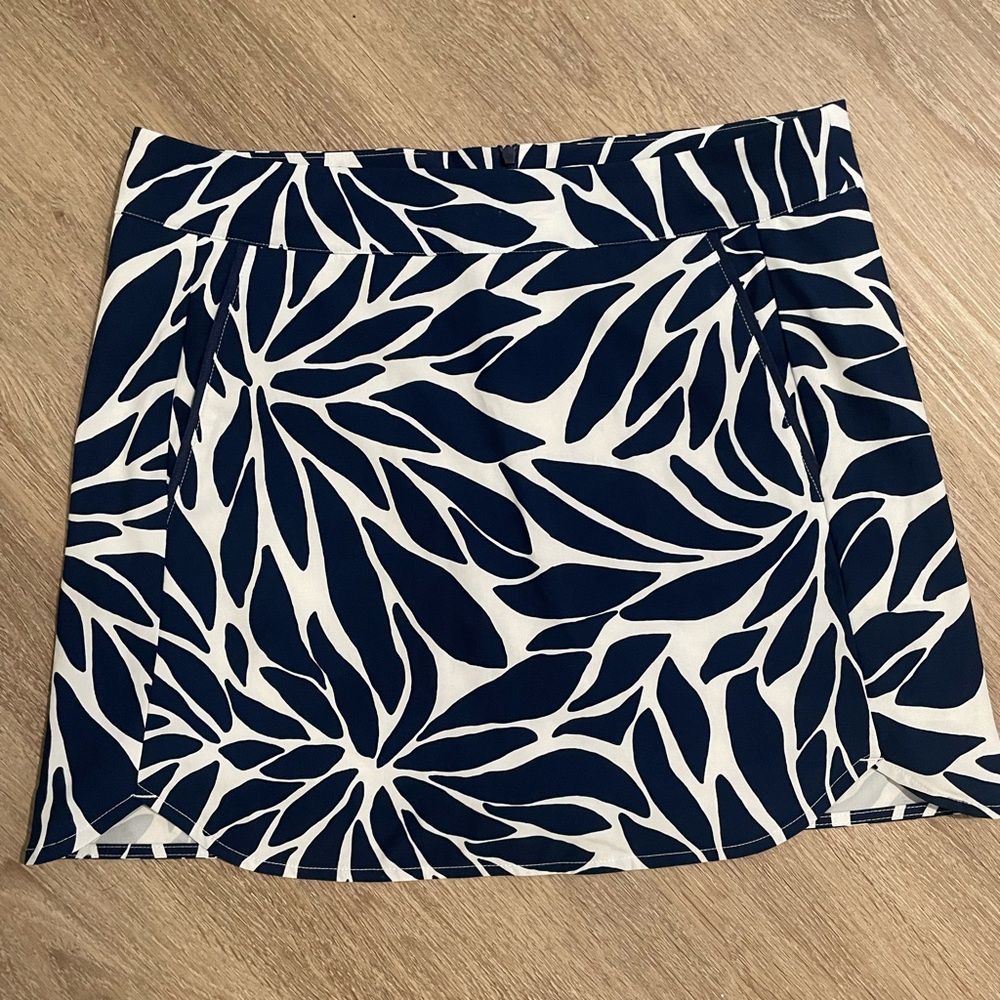 Vineyard Vines Performance 17” Skort
